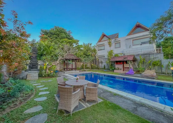 Villa Senyum